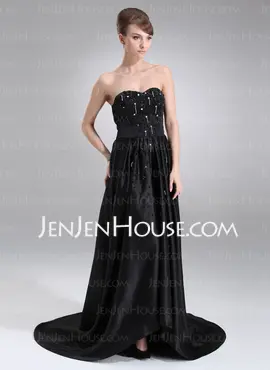 A-Line/Princess Sweetheart Court Train Satin Evening Dress With Beading (017020656)