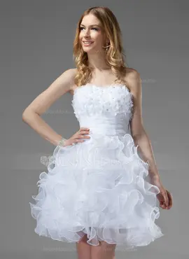A-Line/Princess Sweetheart Knee-Length Organza Homecoming Dress With Ruffle Beading Flower(s) (022020751)