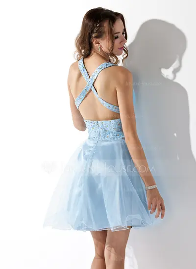 A-Line/Princess Short/Mini Tulle Homecoming Dress With Ruffle Beading (022020898)