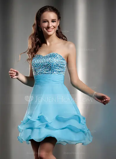 A-Line/Princess Sweetheart Knee-Length Chiffon Charmeuse Homecoming Dress With Beading Sequins (022020682)