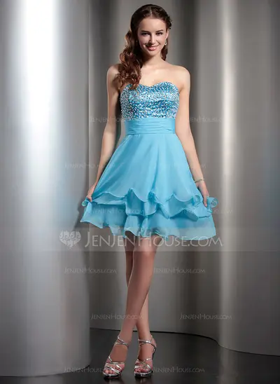 A-Line/Princess Sweetheart Knee-Length Chiffon Charmeuse Homecoming Dress With Beading Sequins (022020682)