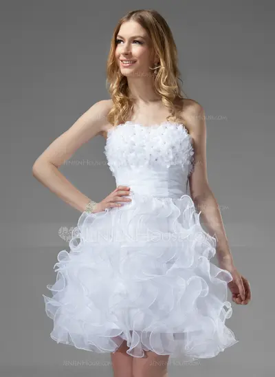 A-Line/Princess Sweetheart Knee-Length Organza Homecoming Dress With Ruffle Beading Flower(s) (022020751)