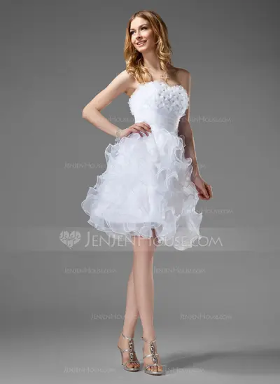 A-Line/Princess Sweetheart Knee-Length Organza Homecoming Dress With Ruffle Beading Flower(s) (022020751)