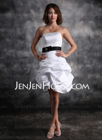 Sheath Strapless Short/Mini Satin Homecoming Dress With Ruffle Sash Beading (022020613)