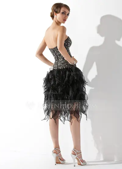 A-Line/Princess Sweetheart Knee-Length Organza Satin Cocktail Dress With Beading (016006686)