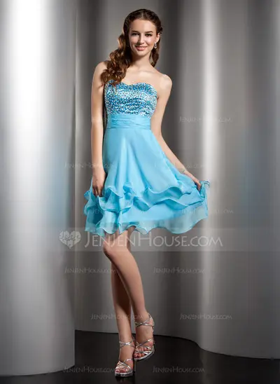 A-Line/Princess Sweetheart Knee-Length Chiffon Charmeuse Homecoming Dress With Beading Sequins (022020682)