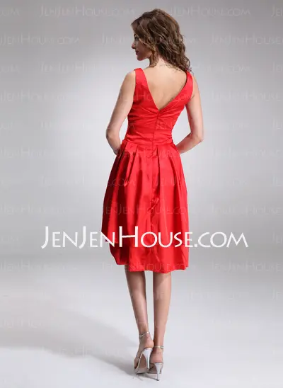 A-Line/Princess V-neck Knee-Length Charmeuse Bridesmaid Dress With Ruffle (007022523)