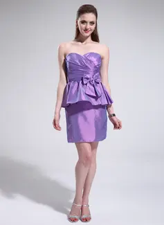 Sheath Sweetheart Short/Mini Taffeta Cocktail Dress With Ruffle (016025380)