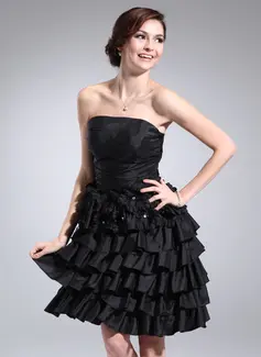A-Line/Princess Strapless Knee-Length Taffeta Homecoming Dress With Ruffle Beading Flower(s) (022011361)