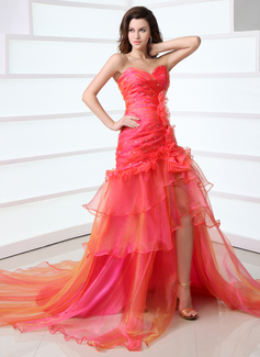 A-Line/Princess Sweetheart Chapel Train Organza Prom Dress With Ruffle Beading (018017330)