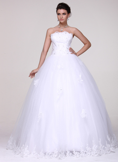 Ball-Gown Strapless Floor-Length Tulle Wedding Dress With Lace Beadwork (002016109)