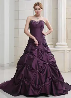Ball-Gown Sweetheart Chapel Train Taffeta Wedding Dress With Ruffle Beadwork (002000503)