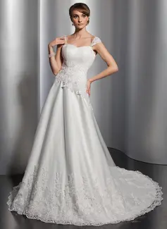 A-Line/Principessa A cuore Coda a strascico corto raso Tulle Abito per matrimonio con Increspature Pizzo Paillettes (002014823)