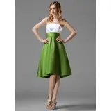 Keizer Strapless Knielengte satijn Bruidsmeisjes Jurk met Roes (007004122)