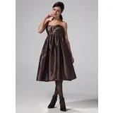 Empire Sweetheart Knee-Length Taffeta Bridesmaid Dress With Ruffle (007004329)