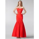 Corto reto/ Justo Amorzinho Vestido longo Tecido de seda Vestidos de madrinha vermelho com Bordado (007005186)