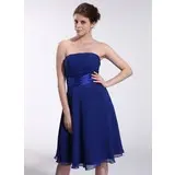 A-Line/Princess Strapless Knee-Length Chiffon Charmeuse Bridesmaid Dress With Ruffle (007026283)