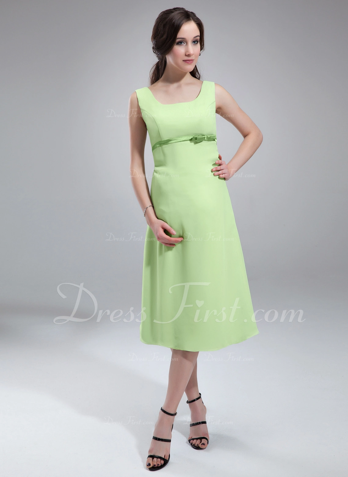 ALine Scoop Neck KneeLength Chiffon Maternity Bridesmaid Dress With
