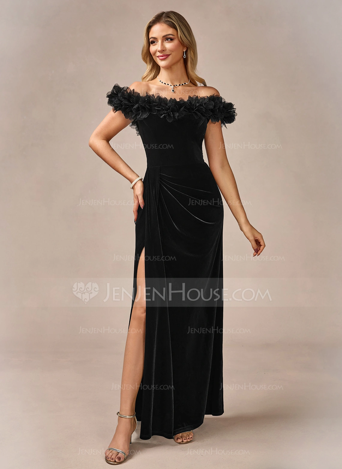 Sheath/Column Off the Shoulder Floor-Length Velvet Evening Dress With Flower 