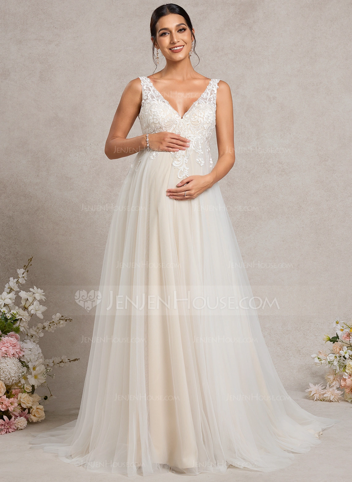 A-line V-Neck Court Train Tulle Lace Maternity Dresses 