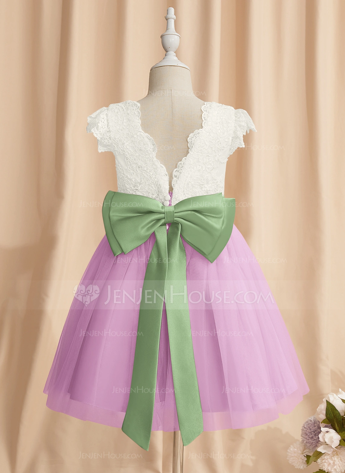 A-line Scoop Knee-Length Lace Tulle Flower Girl Dress With Bow Sash 