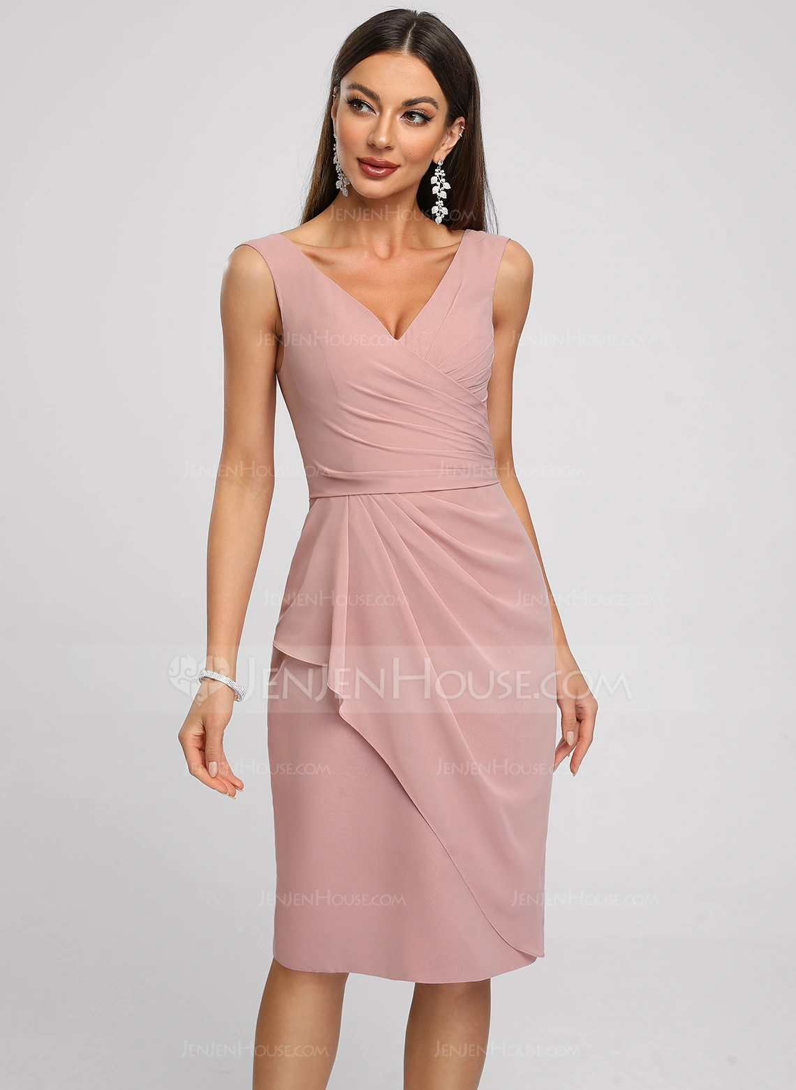 Slire V-hals Knelengde Chiffon Cocktailkjole med Plissert 