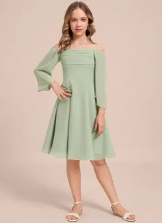 A-Linien-Kleid Karree Knielang Chiffon Kleider für junge Brautjungfern 