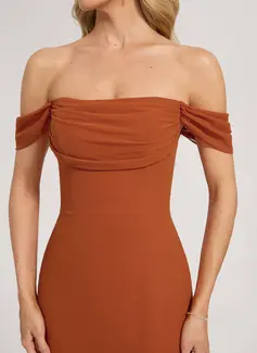 Sheath/Column Cold Shoulder Off the Shoulder Straight Floor-Length Chiffon Bridesmaid Dress 