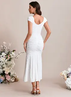 Trumpet/Mermaid V-Neck Tea-Length Velvet Wedding Dress With Ruched 