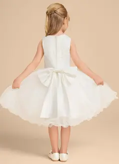 Prinzessin Rundhals Knielang Spitze Satin Tüll Blumenmädchenkleid mit Schleife 