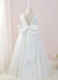 Robe princesse avec nœud en dentelle