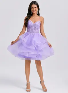 Ball-Gown/Princess V-Neck Short Tulle Homecoming Dress With Rhinestone 