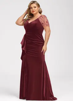 Kjole Maxi i Fløyel med Brusende Volanger