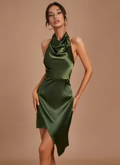 Høyhalser Ermeløs Sexy A-line kjole Satin Mini Motekjoler 