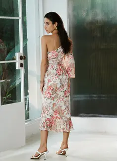 En skuldret Lange ermer Ferie Sheath Chiffong Midi Motekjoler 