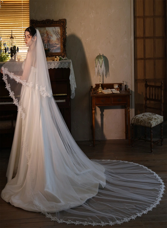 Simple Lace Edge Two Tier Bridal Cathedral Length 118" Wedding Veils With Blusher 