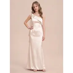 Robe fourreau à une épaule avec volants en satin stretch