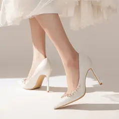 Женский Свадебная обувь Камыш как декоративный материал Высокий каблук Point Toe Свадебные Каблуки Свадебная обувь горный хрусталь элегантный свадьба Вечеринка Вечер обувь 