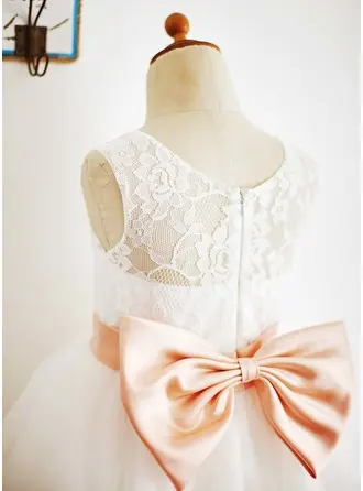 Ball-Gown/Princess Knee-length Flower Girl Dress - Tulle/Lace Sleeveless Bateau With Sash/Bow(s) 