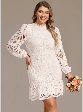 Gola alta renda mini vestido