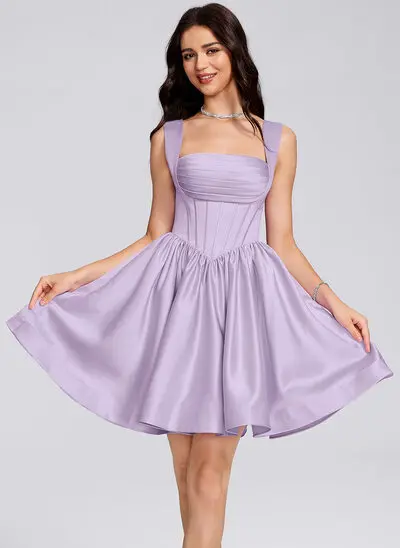A-line Square Short Satin Homecoming Dress With Bow Ruched 