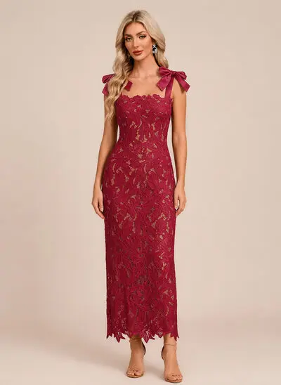 Robe midi avec fleurs en dentelle