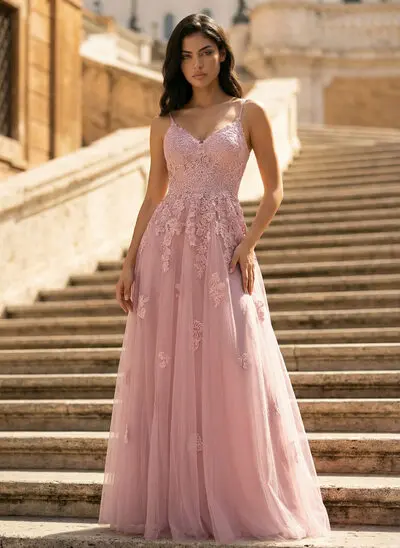 Jurk van tule met spaghetti pailletten