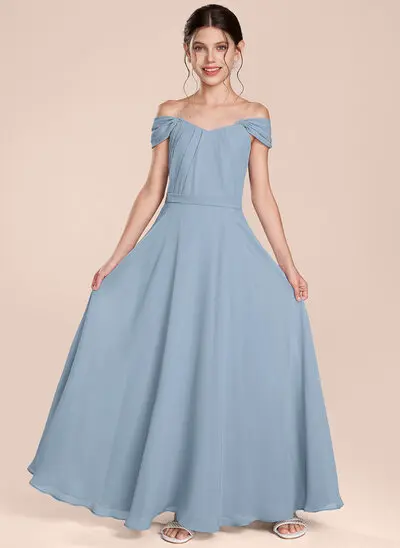 Vestido línea a con escote corazón plisado de gasa