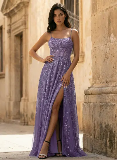 Jurk van tule met spaghetti pailletten