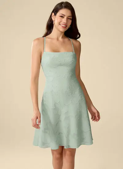 Kleid in A-Linie mit Karree-Ausschnitt Spaghettiträger 3D-Blumen aus Floral-Ausbrenner