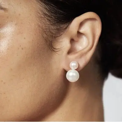 Minimalist Pearl Ear Clips 