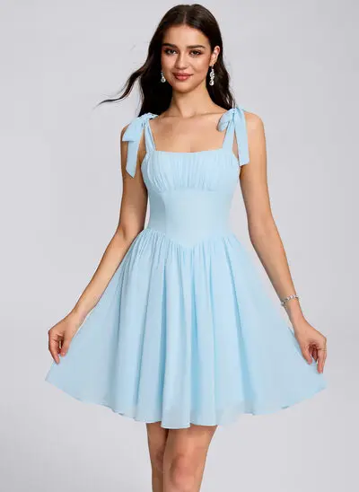 A-line Square Short Chiffon Homecoming Dress With Bow Pleated 