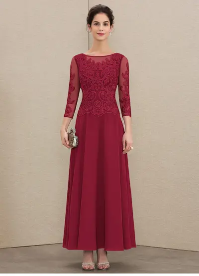 Corte em a renda vestido