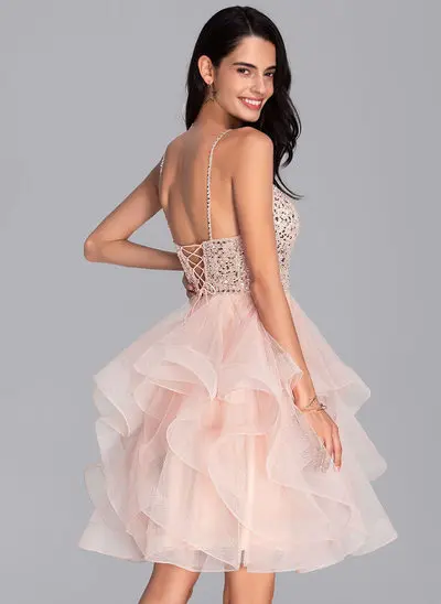 Ball-Gown/Princess V-neck Knee-Length Tulle Homecoming Dress With Beading Sequins 